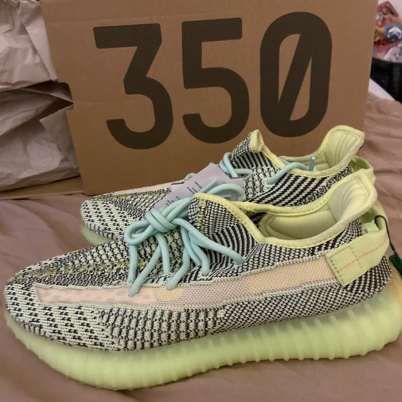 Yeezy Boost 350 V2
